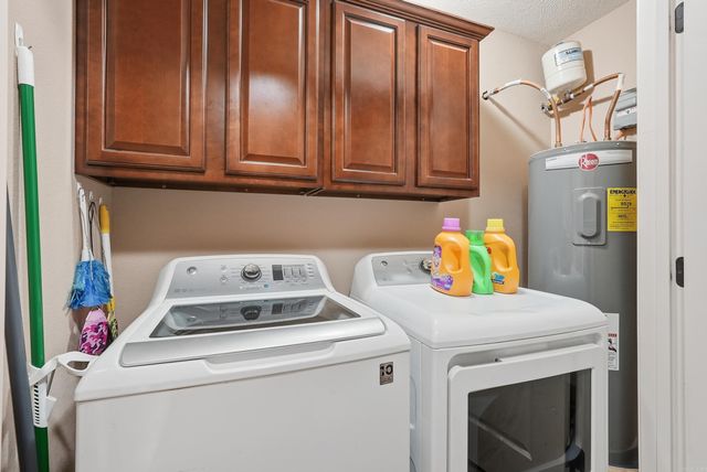 702 N Cedar St, Morrilton, AR 72110