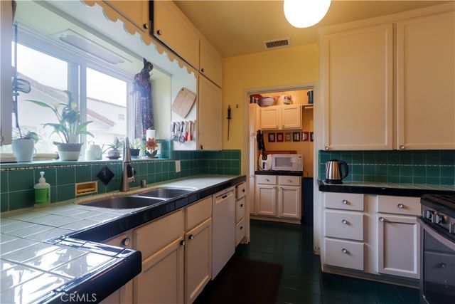 7820 7th, Downey, CA 90241