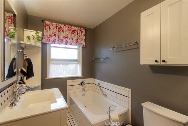 7820 7th, Downey, CA 90241