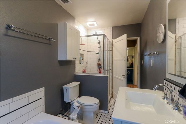 7820 7th, Downey, CA 90241