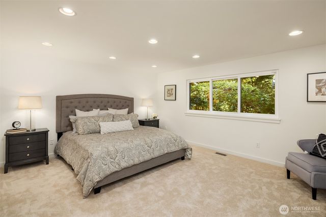 8539 SE 79th Place, Mercer Island, WA 98040