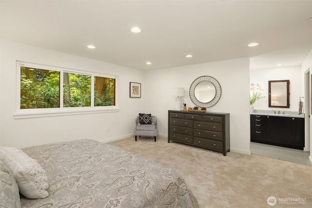 8539 SE 79th Place, Mercer Island, WA 98040