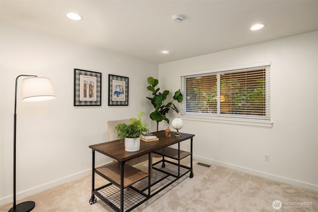 8539 SE 79th Place, Mercer Island, WA 98040