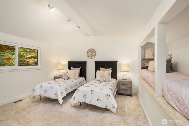 8539 SE 79th Place, Mercer Island, WA 98040