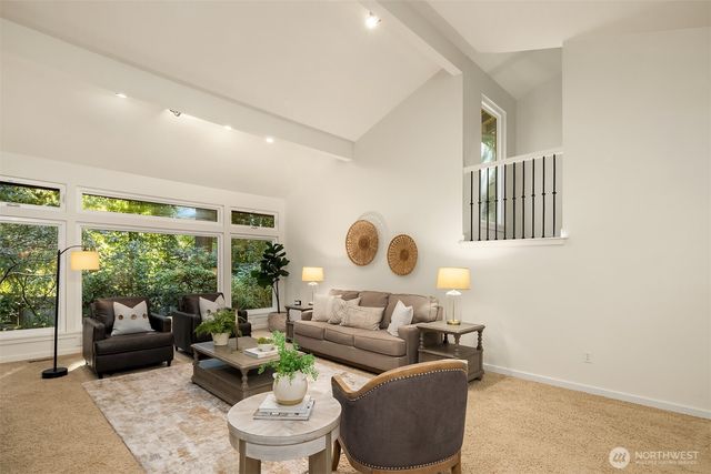 8539 SE 79th Place, Mercer Island, WA 98040