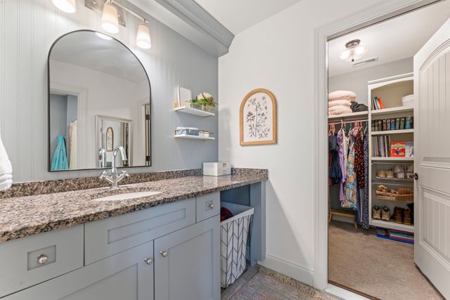 140 Blackberry Ln, Murfreesboro, TN 37130