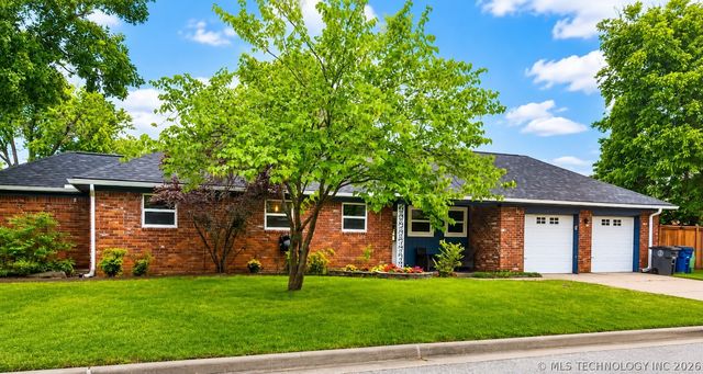 3706 S Erie Avenue, Tulsa, OK 74135