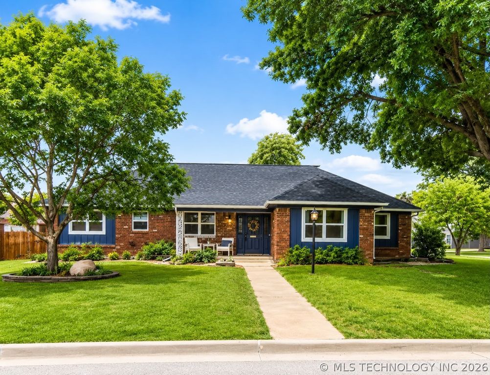 3706 S Erie Avenue, Tulsa, OK 74135