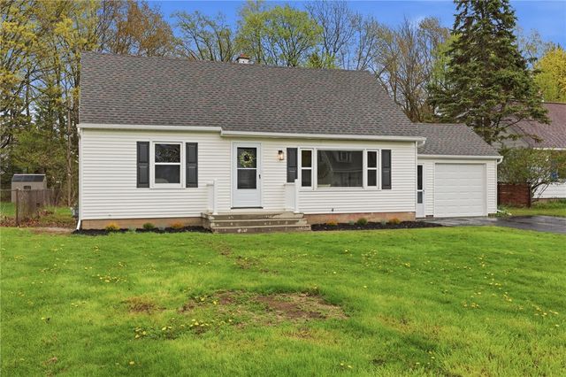 524 Harvest Drive, Greece, NY 14626