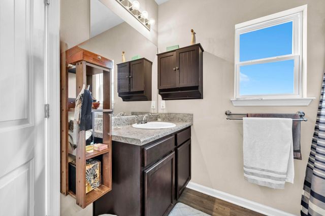 46 Cornelia Street, Freeport, FL 32439