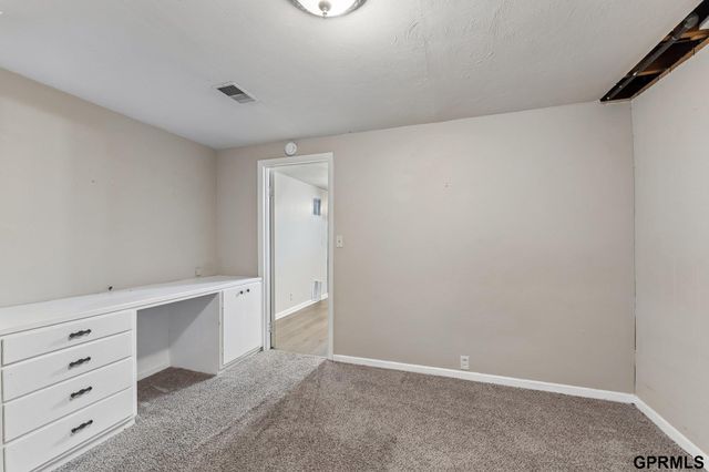 5834 Read Street, Omaha, NE 68152