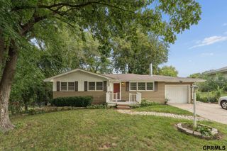 5834 Read Street, Omaha, NE 68152