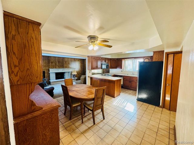 26032 Falmouth Drive, Warren, MI 48089