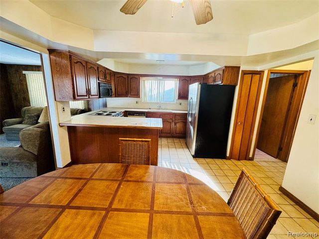 26032 Falmouth Drive, Warren, MI 48089