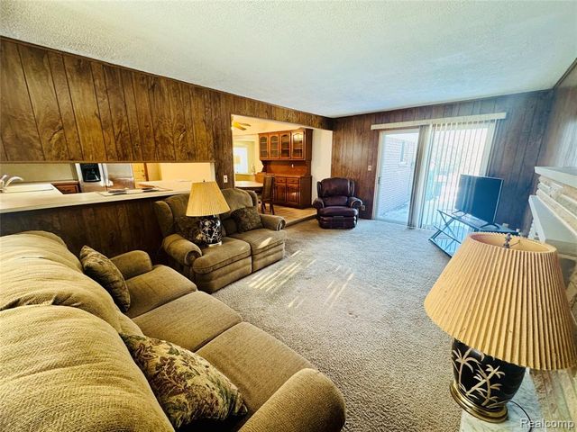 26032 Falmouth Drive, Warren, MI 48089