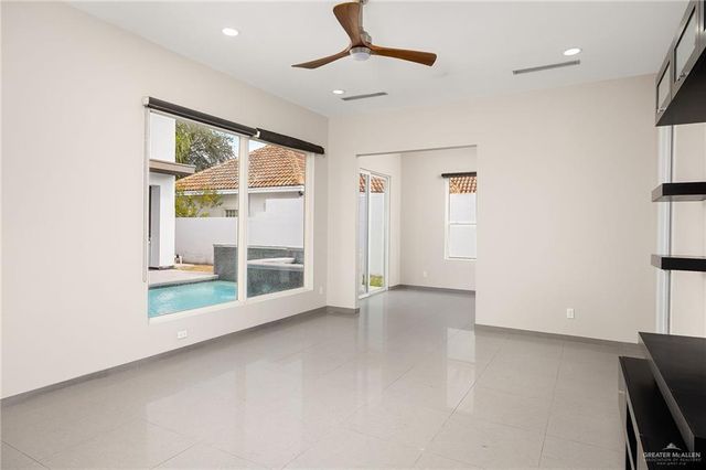 4605 Vermont Avenue, Mcallen, TX 78503