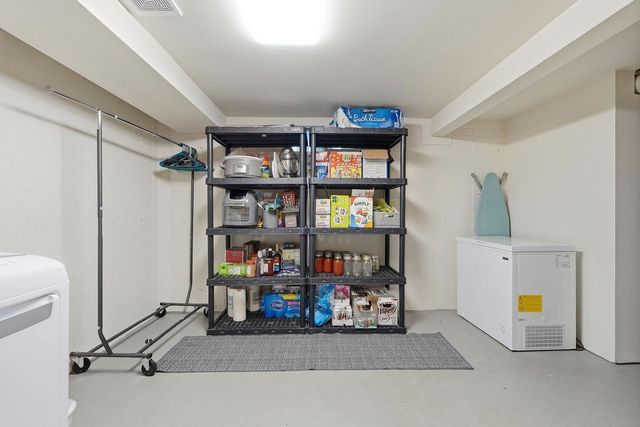 3220 E 19TH Ave, Spokane, WA 99223