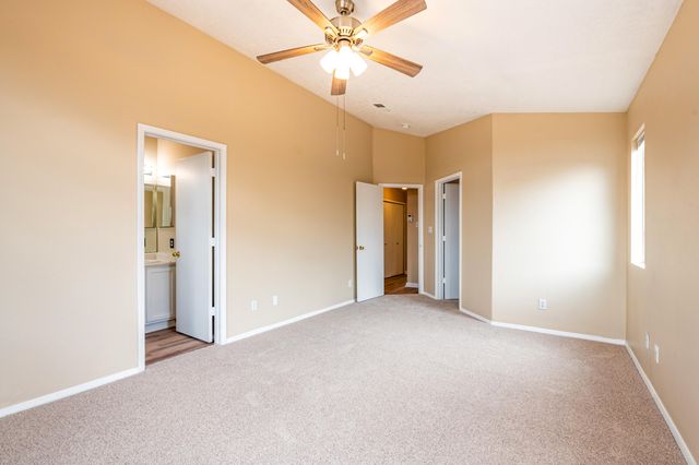 1543 Fox Hill Place SW, Albuquerque, NM 87121