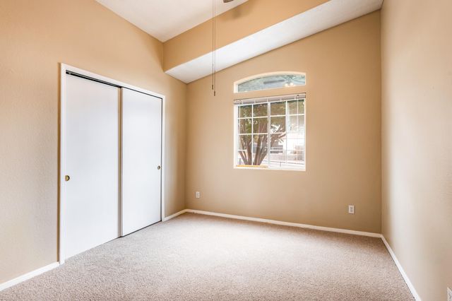 1543 Fox Hill Place SW, Albuquerque, NM 87121