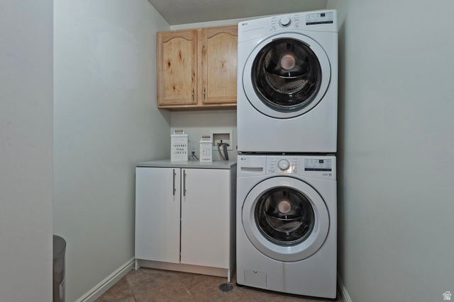 7246 W JUNIPER TREE CV, Herriman, UT 84096