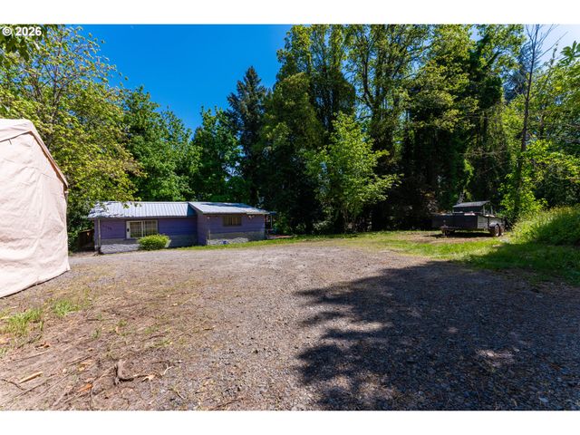2700 UNDERHILL Ln, West Linn, OR 97068