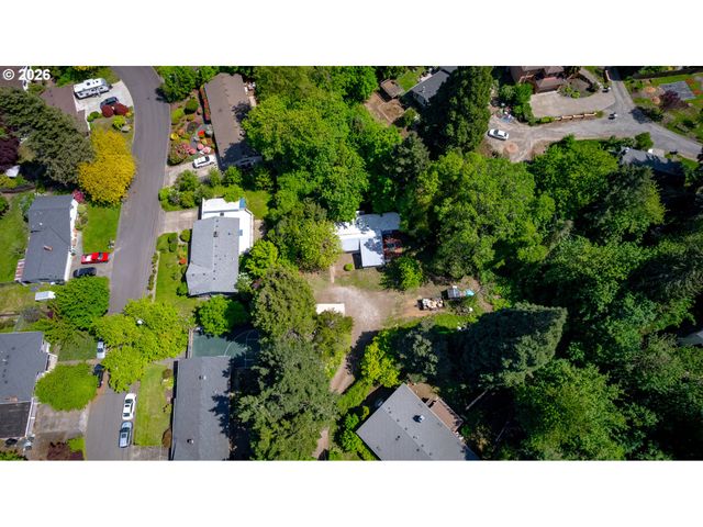 2700 UNDERHILL Ln, West Linn, OR 97068