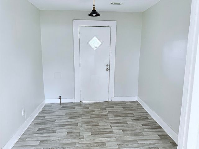 2452 PECAN CIR, Memphis, TN 38114