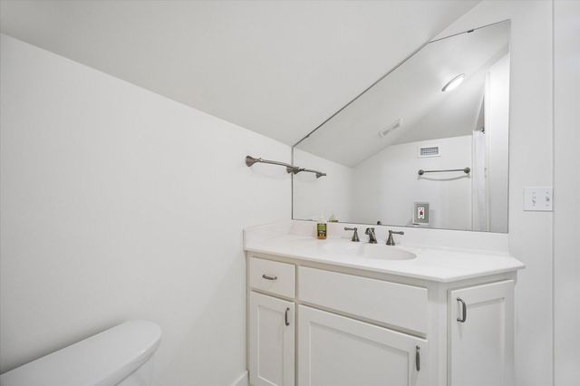209 E Caney Street, Wharton, TX 77488