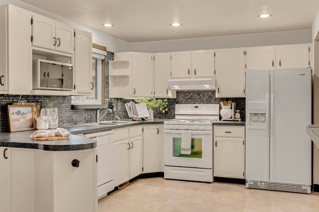 2024 E 44th Ave, Spokane, WA 99203