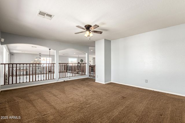 15826 W MERCER Lane, Surprise, AZ 85379