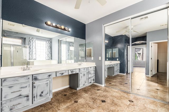 15826 W MERCER Lane, Surprise, AZ 85379