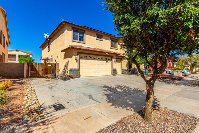 15826 W MERCER Lane, Surprise, AZ 85379