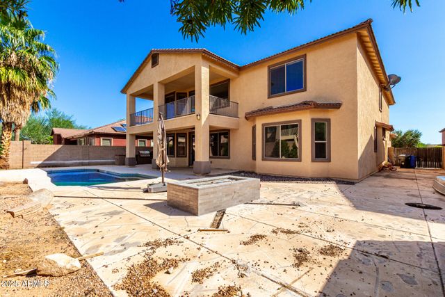 15826 W MERCER Lane, Surprise, AZ 85379