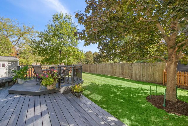 1439 Churchill Lane, Grayslake, IL 60030