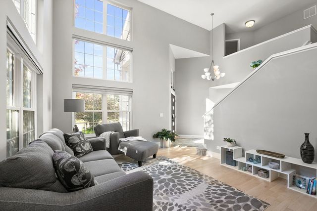 1439 Churchill Lane, Grayslake, IL 60030