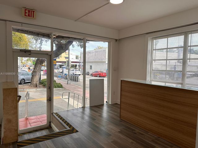 901 Pennsylvania Ave, Miami Beach, FL 33139