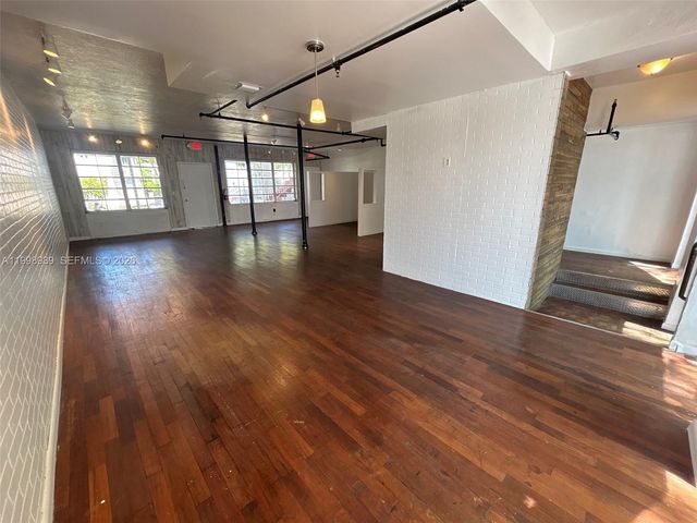901 Pennsylvania Ave, Miami Beach, FL 33139