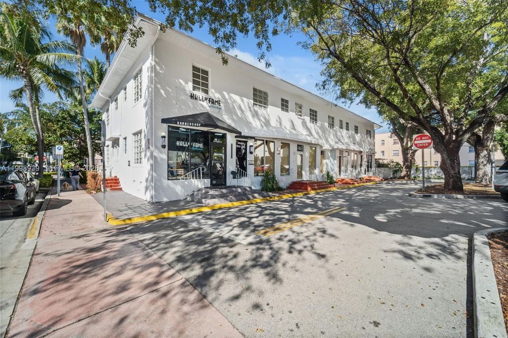 901 Pennsylvania Ave, Miami Beach, FL 33139