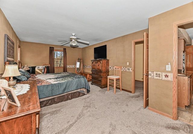 S94W26995 Linden COURT, Mukwonago, WI 53149