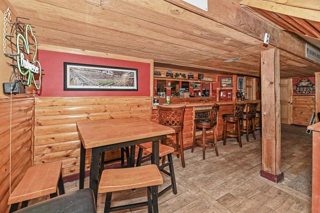 S94W26995 Linden COURT, Mukwonago, WI 53149