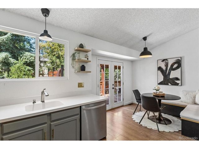 119 S Pembrook St, Castle Rock, CO 80104