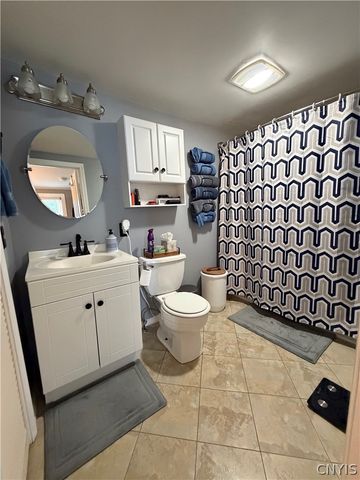 54 Maple Street, Auburn, NY 13021