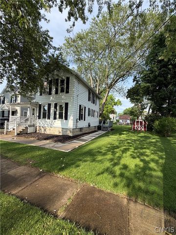 54 Maple Street, Auburn, NY 13021