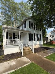 54 Maple Street, Auburn, NY 13021