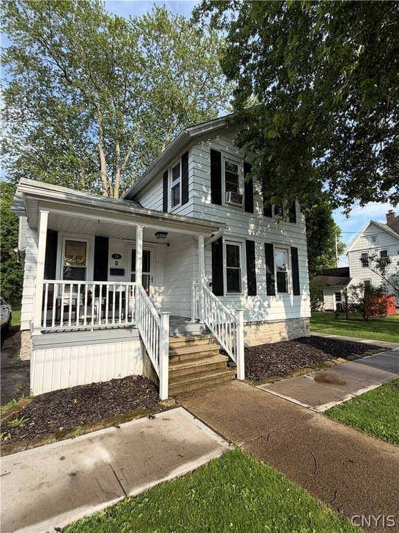 54 Maple Street, Auburn, NY 13021