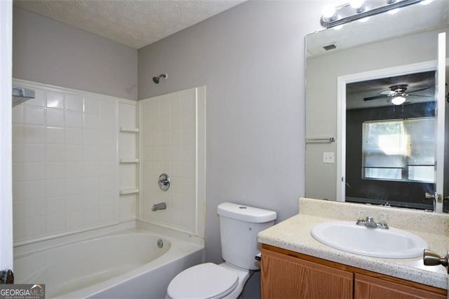 8304 Fairington Village Drive 8304, Lithonia, GA 30038