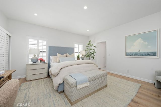 320 Via Lido Nord 3, Newport Beach, CA 92663