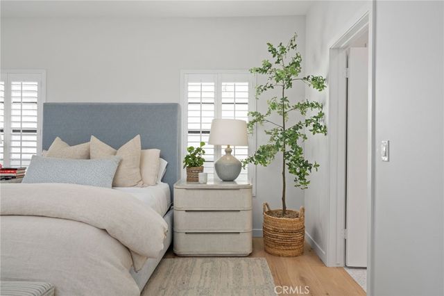 320 Via Lido Nord 3, Newport Beach, CA 92663