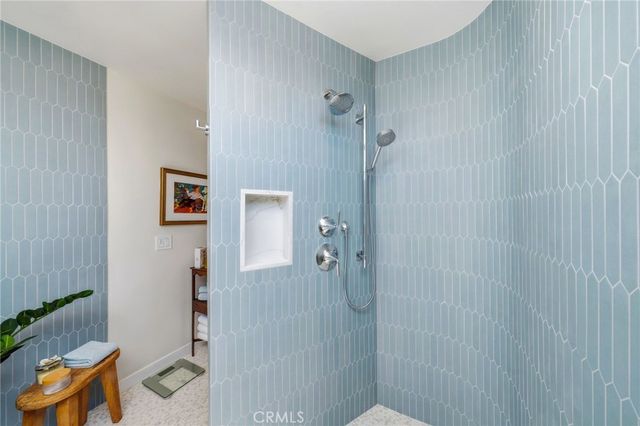 320 Via Lido Nord 3, Newport Beach, CA 92663