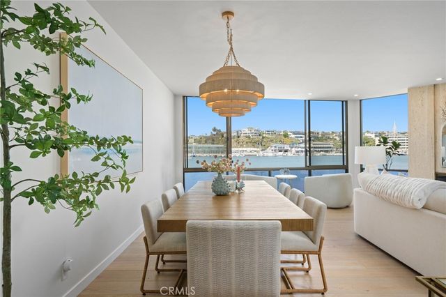 320 Via Lido Nord 3, Newport Beach, CA 92663